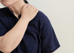 そもそも四十肩・五十肩とはどういう症状なのか